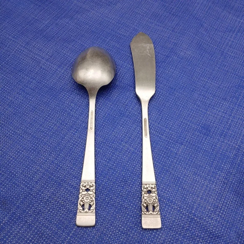 Oneida Community Coronation 1936 Set Sugar Spoon & Butter Knife Silverplate